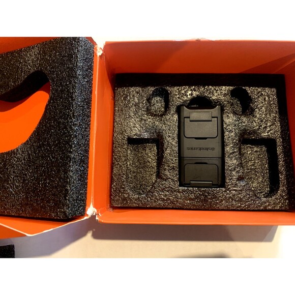 NEW SteelSeries Stratus Duo Professional Wireless Gaming or VR Remote(SEE PHOTO) - Picture 8 of 8